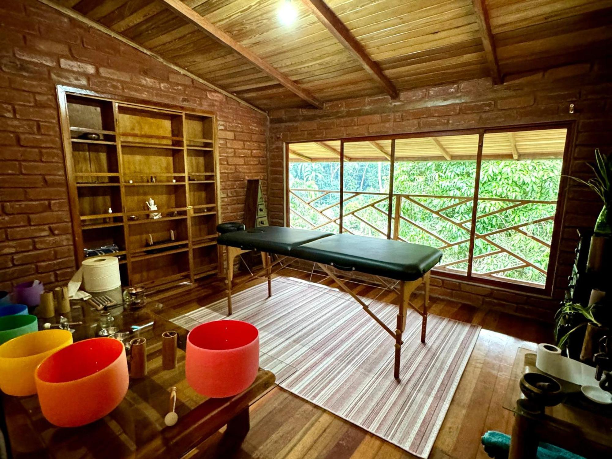 Wisdom Forest Lodge Тена Екстериор снимка