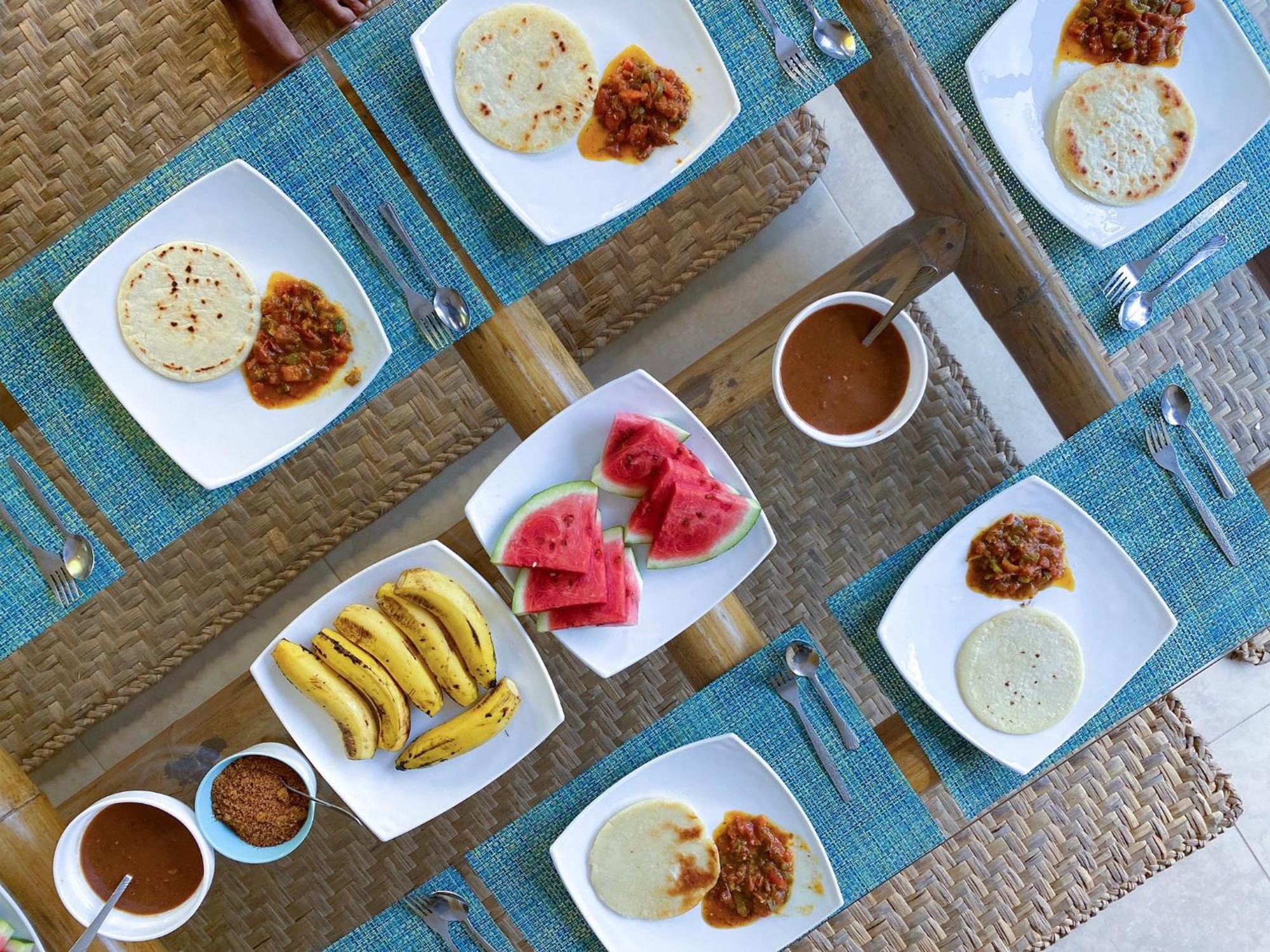 Wisdom Forest Lodge Тена Екстериор снимка