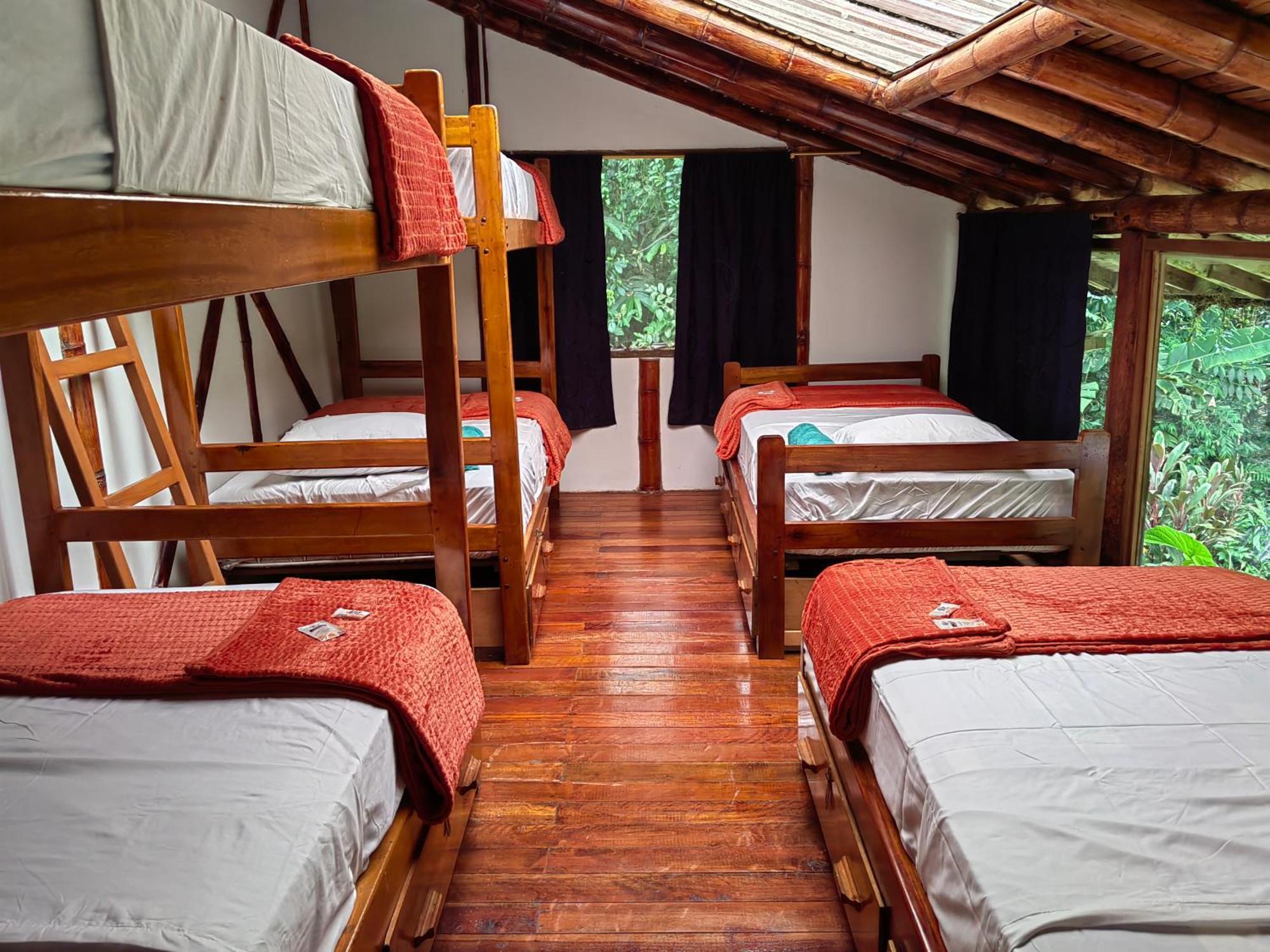 Wisdom Forest Lodge Тена Екстериор снимка