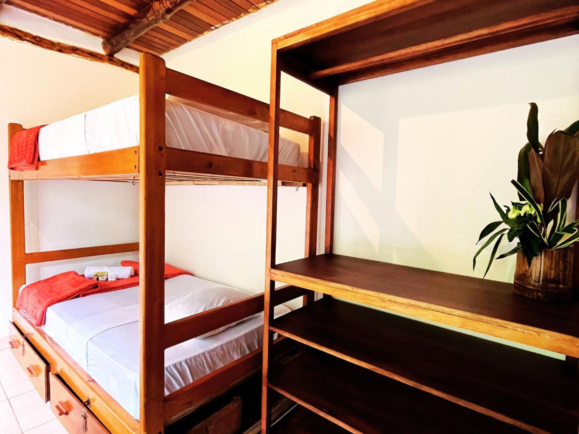 Wisdom Forest Lodge Тена Екстериор снимка